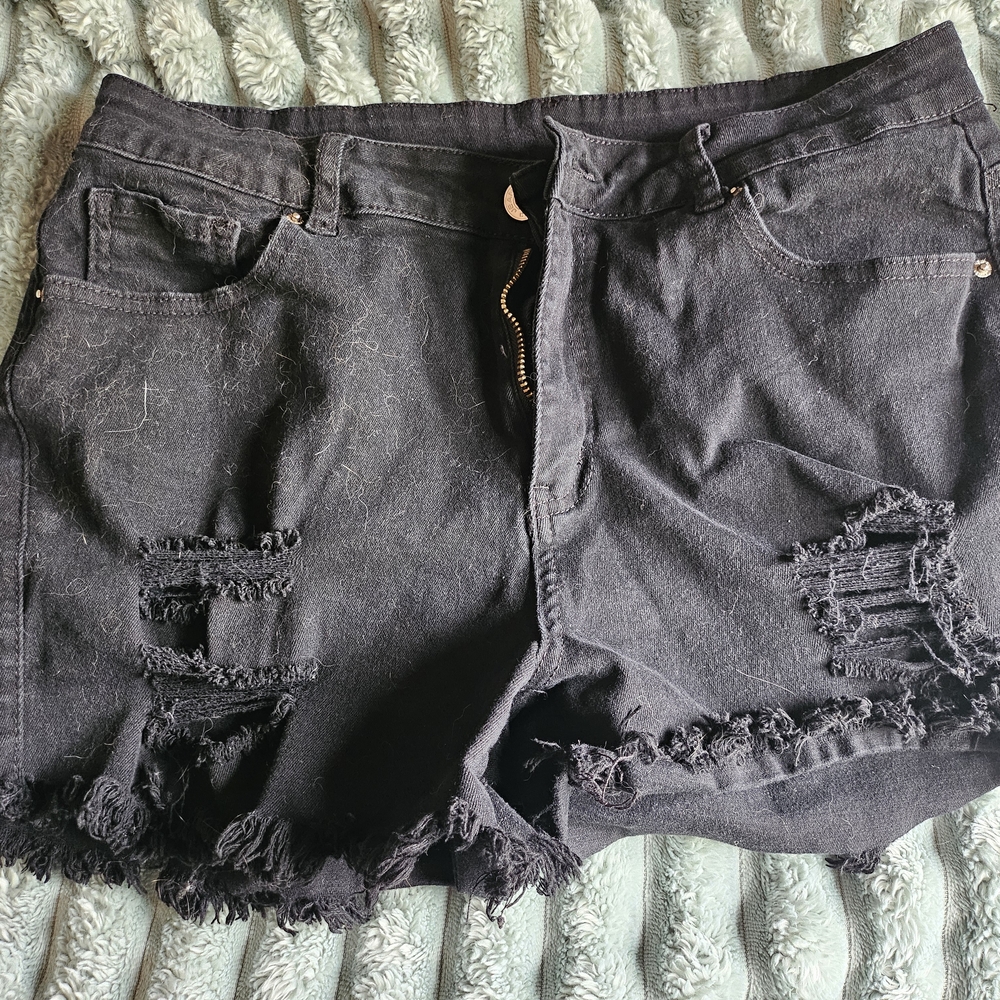 Black Distressed Jean Shorts with Frayed Hem